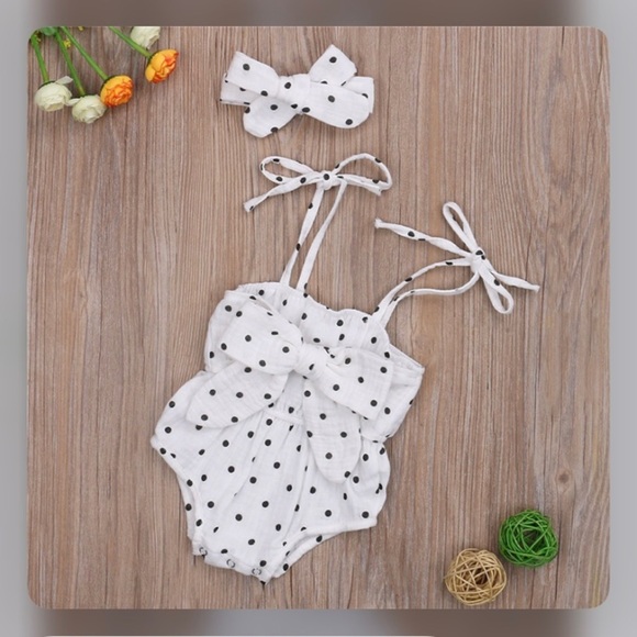 White & Black polka dot Romper & headband set child size 12-18 months - Picture 1 of 10